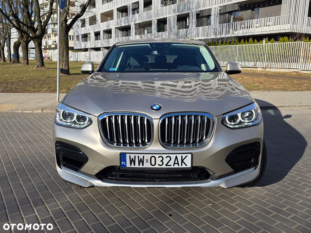 BMW X4 xDrive20i xLine sport - 2