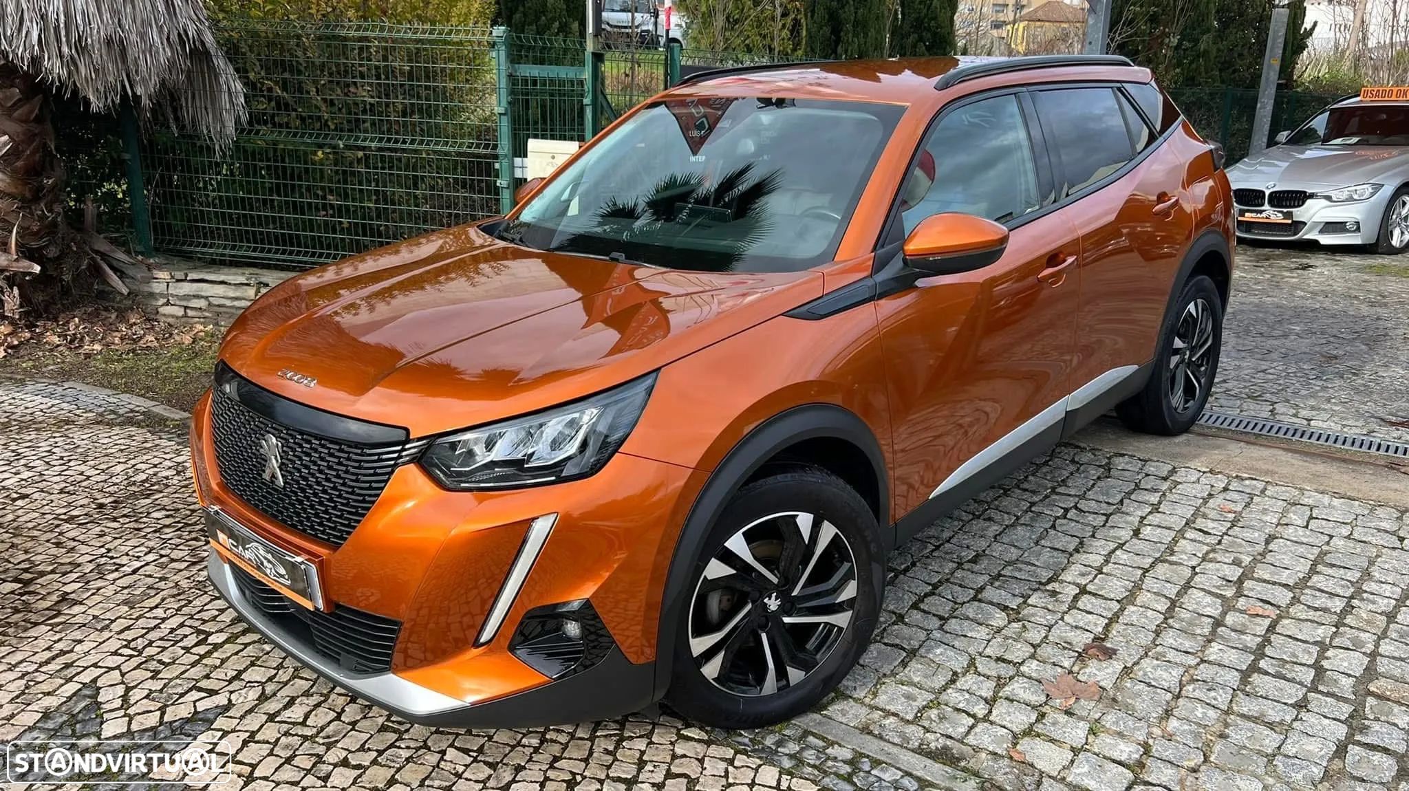 Peugeot 2008 1.2 PureTech GT Line - 1