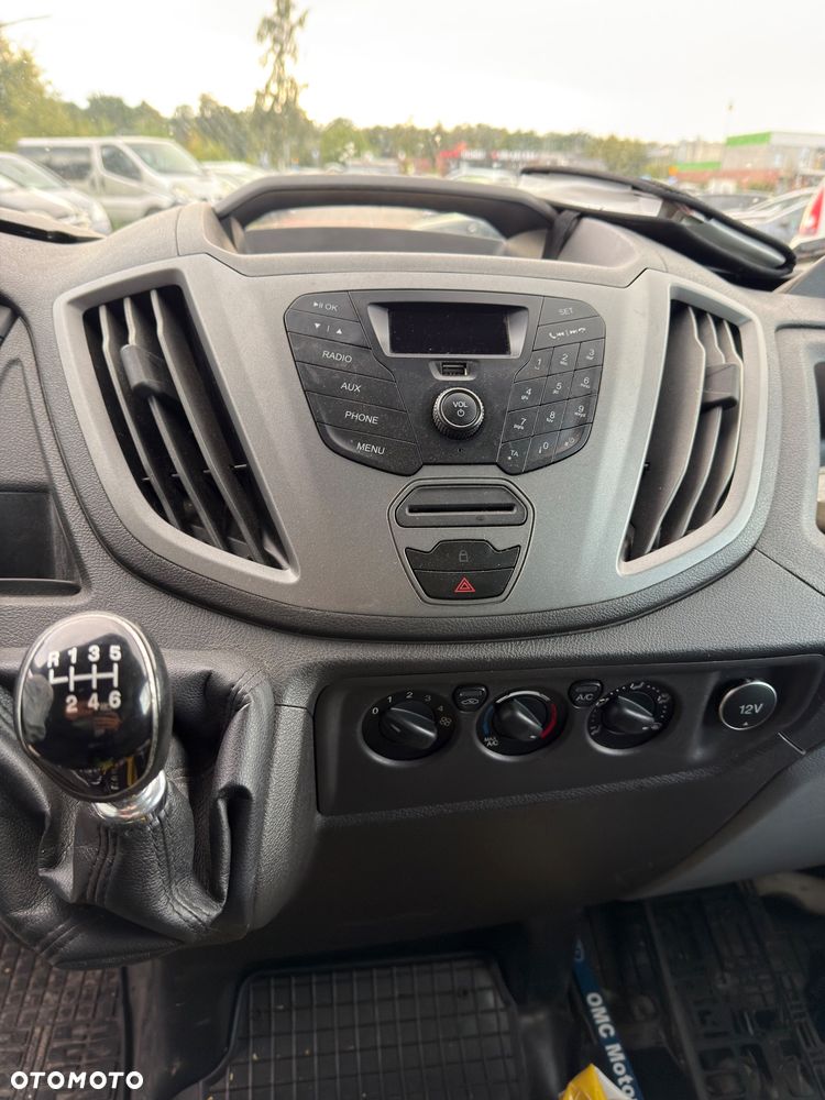 Ford Transit - 13