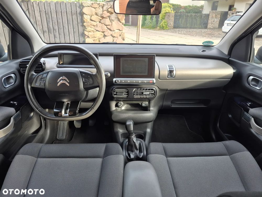 Citroën C4 Cactus 1.2 PureTech Shine Edition S&S - 26