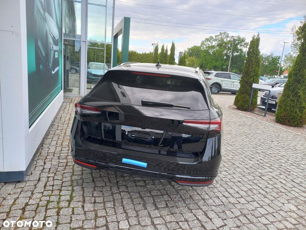Skoda Superb 2.0 TSI Sportline DSG - 8