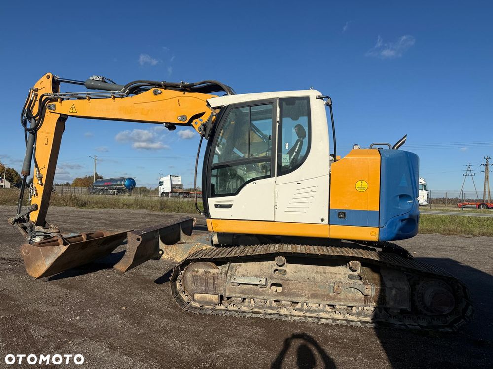 Liebherr R 914 compact - 5
