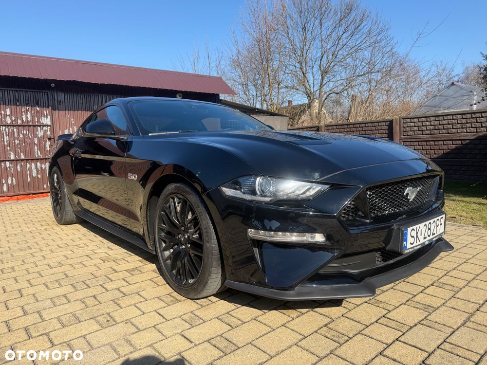Ford Mustang - 1