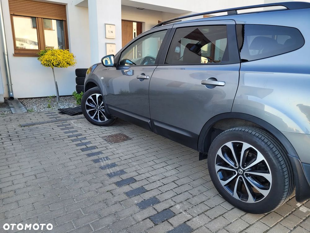 Nissan Qashqai+2 - 3