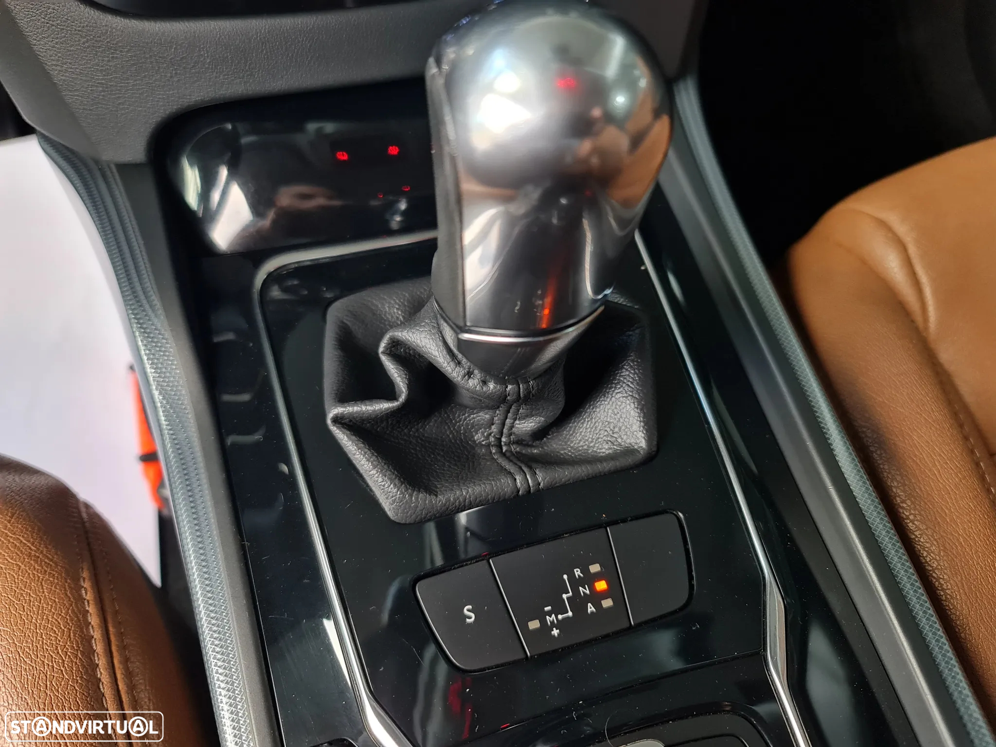 Peugeot 508 SW 1.6 e-HDi Allure 2-Tronic - 32