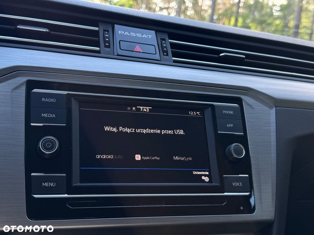 Volkswagen Passat 1.5 TSI EVO Essence DSG - 30