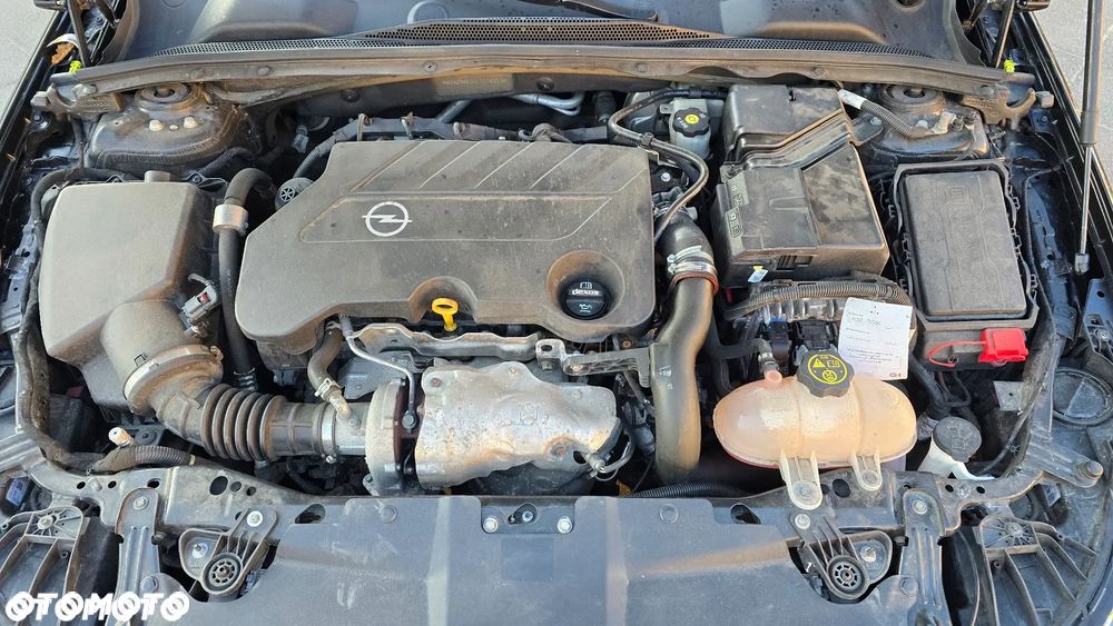 Opel Insignia - 31