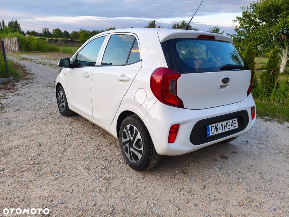 Kia Picanto - 8