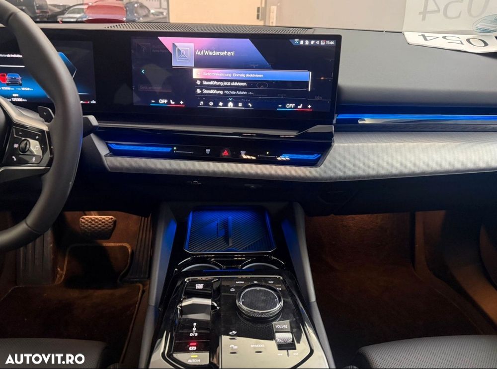 BMW Seria 5 520i AT MHEV - 17