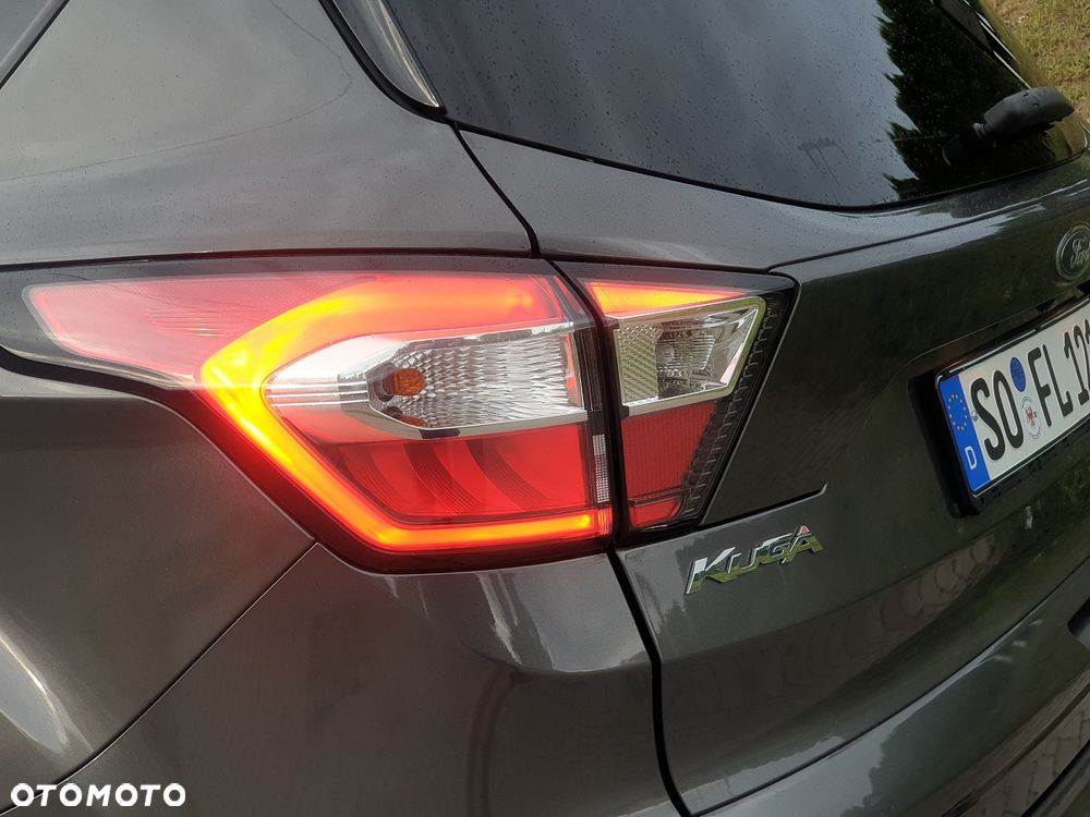 Ford Kuga 2.0 TDCi 4x4 ST-Line - 12