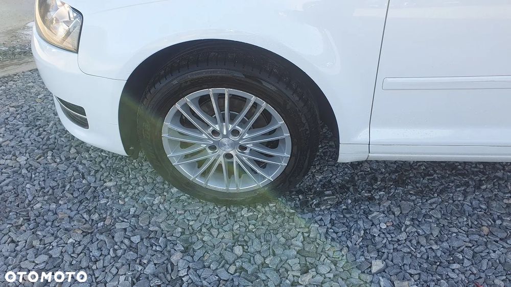 Audi A3 Sportback - 6