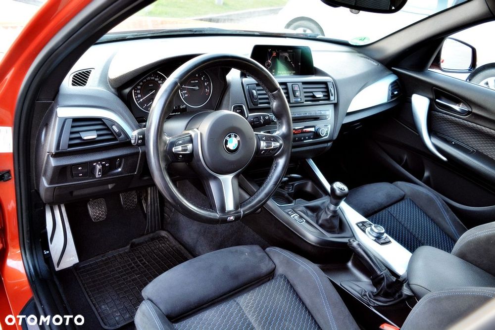 BMW Seria 1 116i - 28