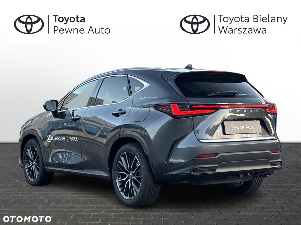 Lexus NX - 3