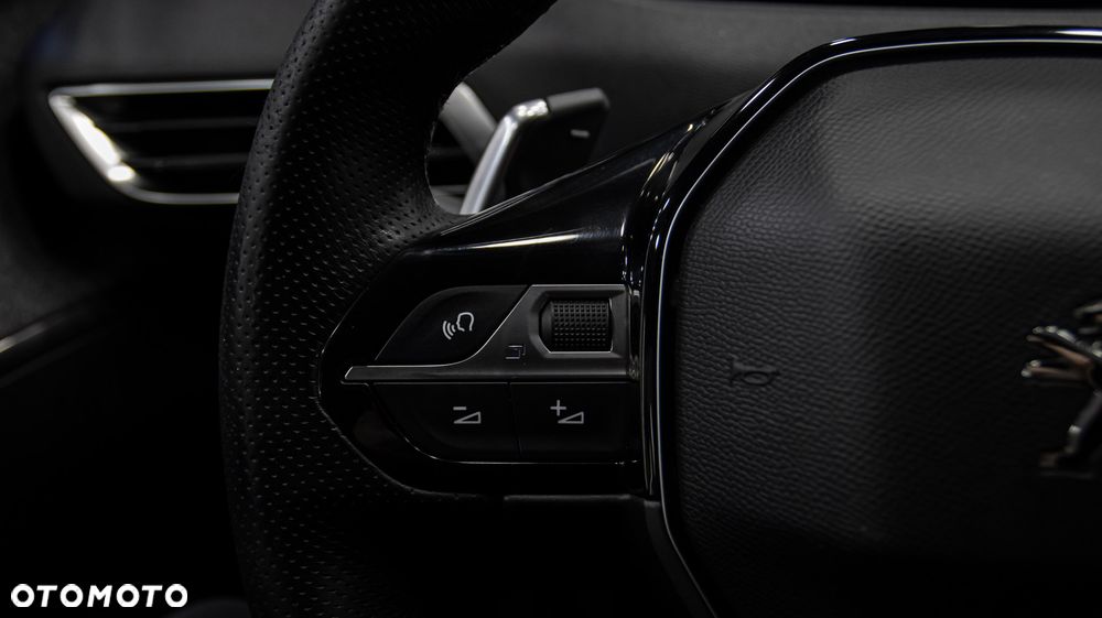 Peugeot 5008 1.6 PureTech GT Line S&S EAT8 - 31