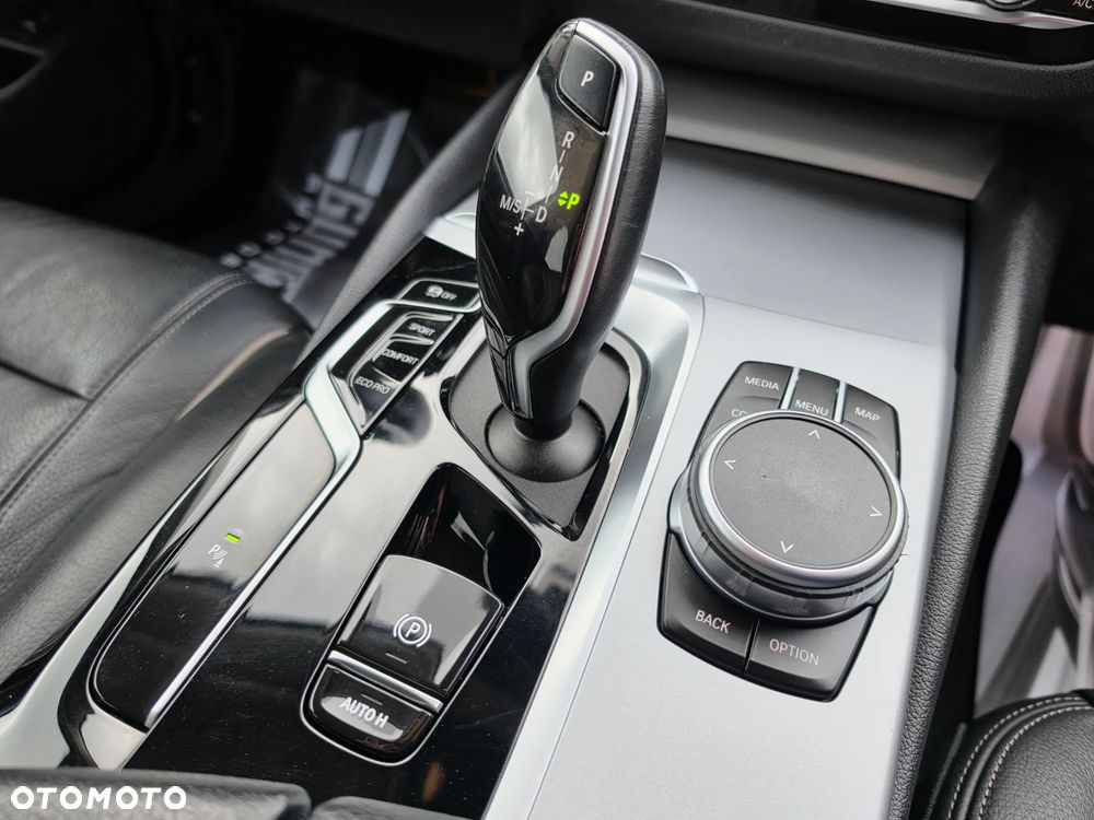 BMW Seria 5 520i mHEV Luxury Line - 26