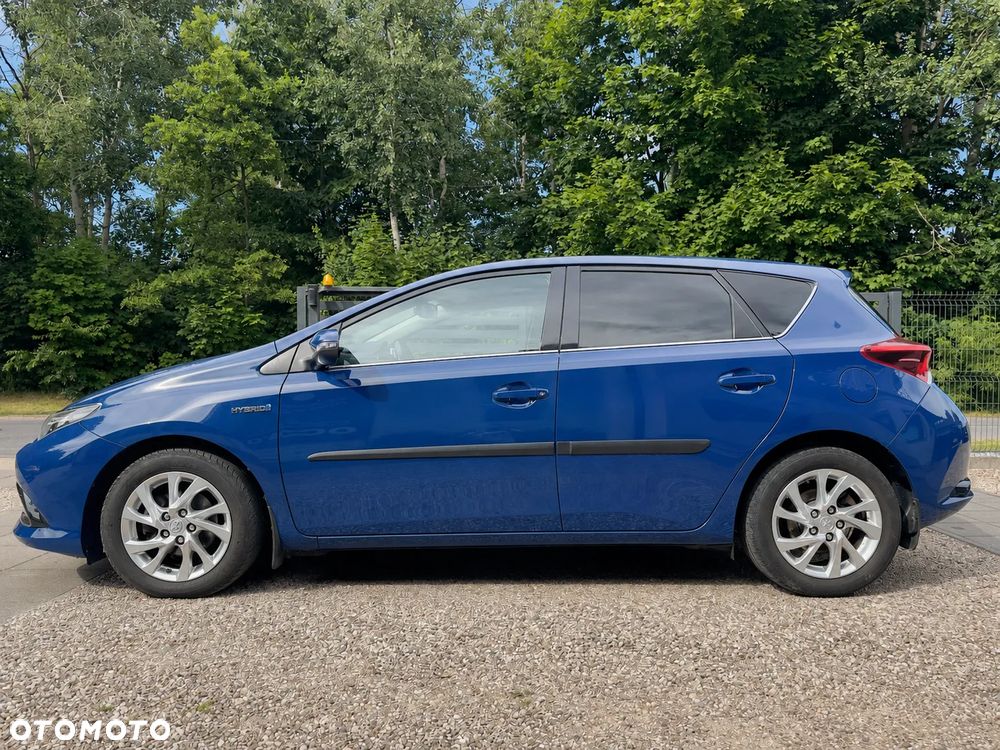 Toyota Auris - 2