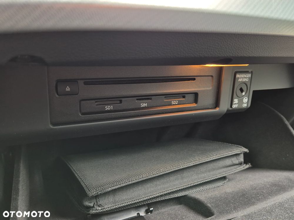 Audi A4 Avant 35 TDI S tronic sport - 34