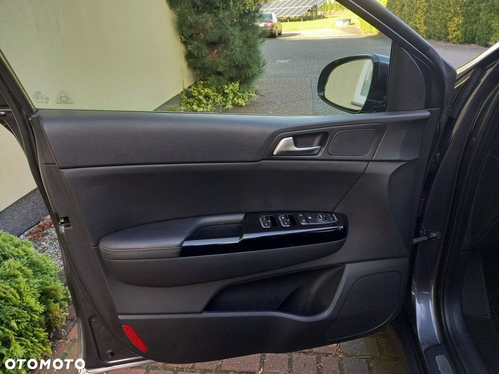 Kia Sportage 1.7 CRDI Business Line M 2WD - 29