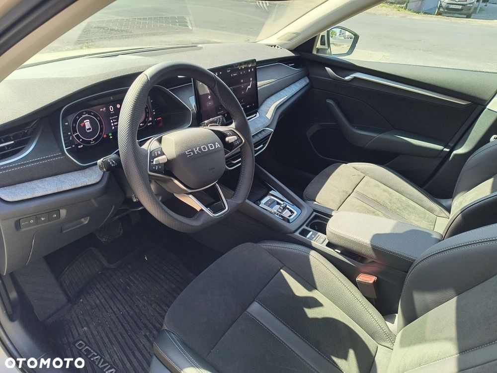 Skoda Octavia 1.5 TSI mHEV Selection DSG - 10