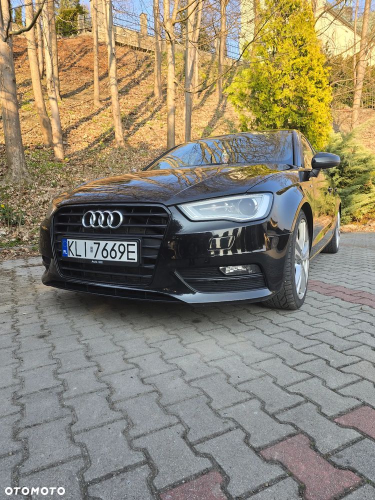 Audi A3 Sportback - 1