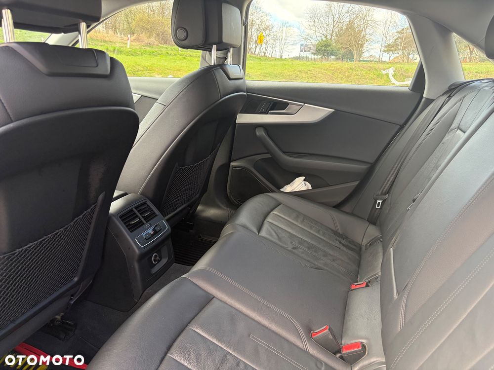 Audi A4 Limousine 2.0 TFSI ultra S tronic - 21