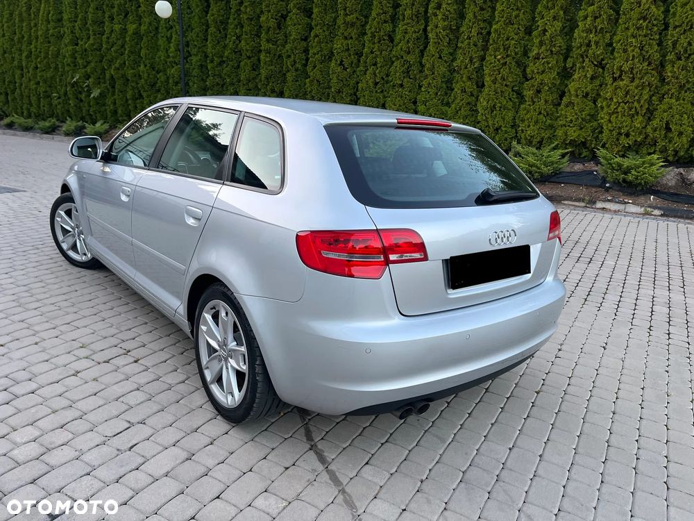 Audi A3 Sportback 2.0 TDI S line Sportpaket plus - 3