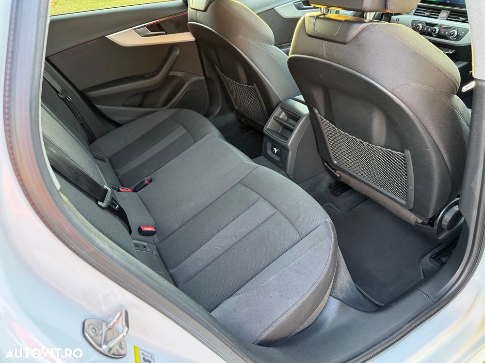 Audi A4 Avant 2.0 40 TDI S tronic MHEV S Line - 34