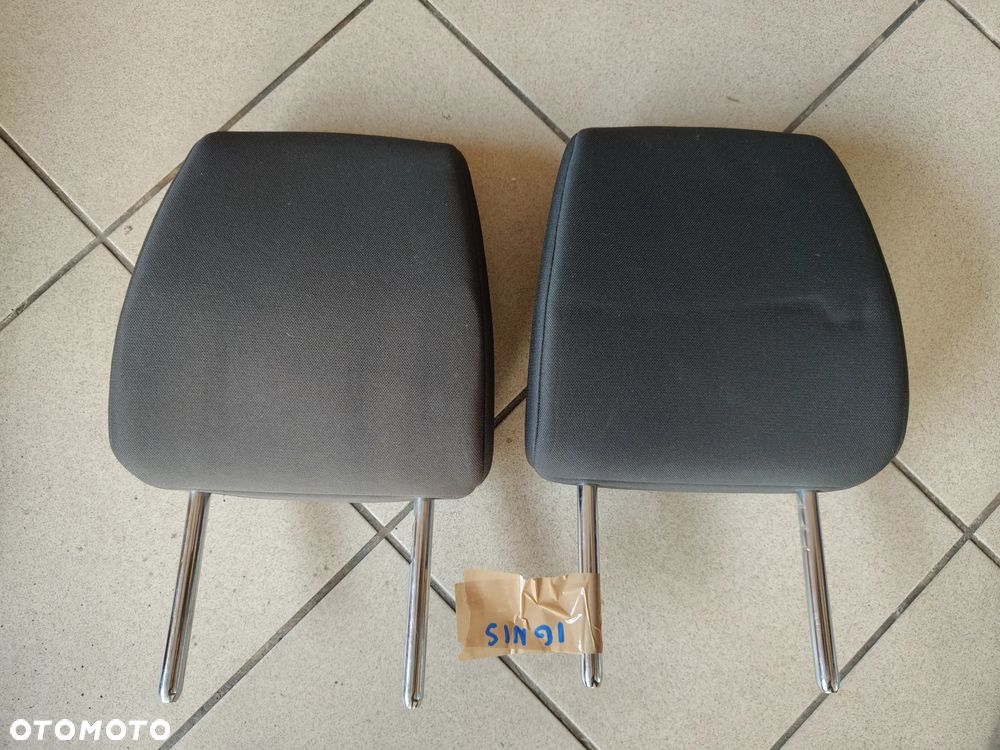 Suzuki Ignis III od 2016 zagłówek przód - 1