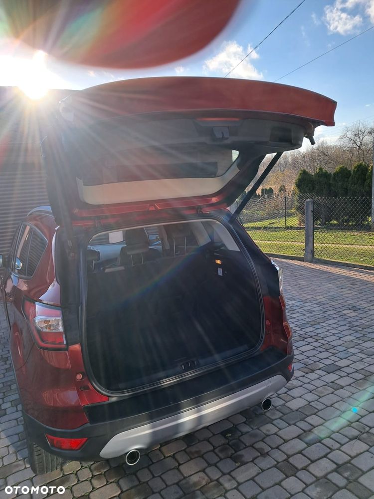 Ford Kuga 2.0 TDCi 4WD Titanium - 26