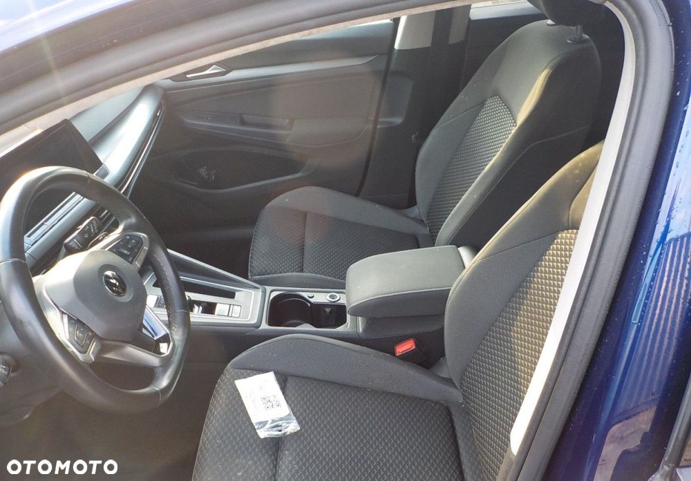 Volkswagen Golf - 28