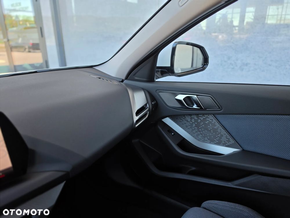 BMW Seria 1 - 26