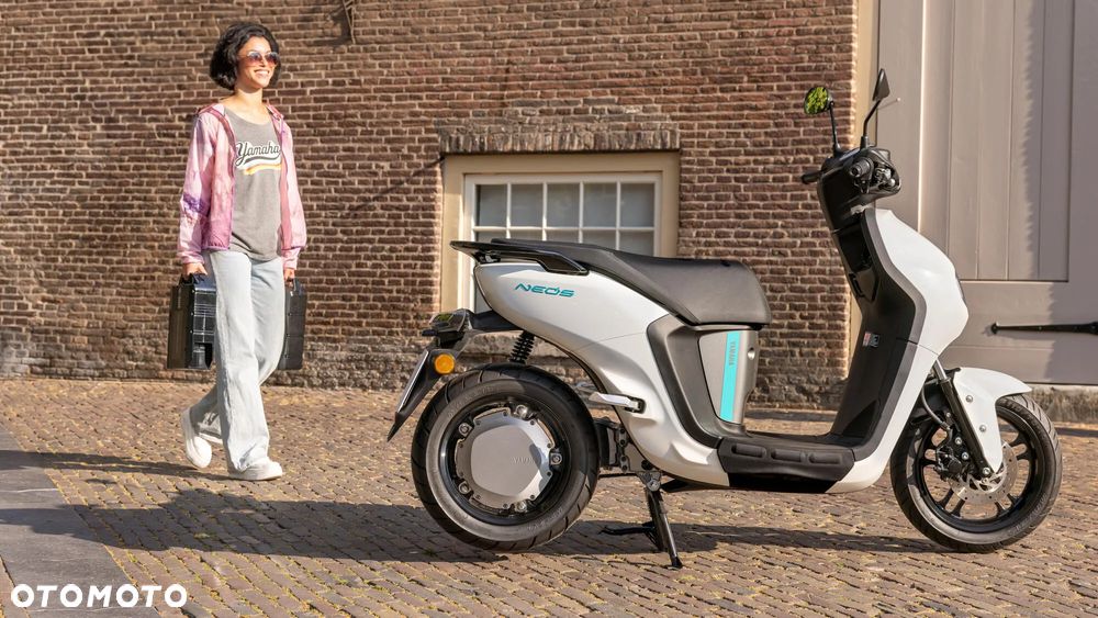 Yamaha Neos - 12