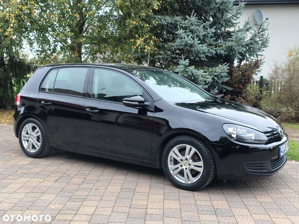Volkswagen Golf - 37