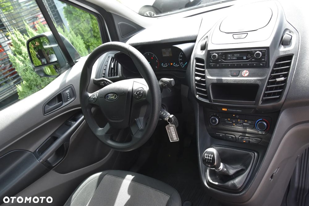 Ford Transit Connect - 13