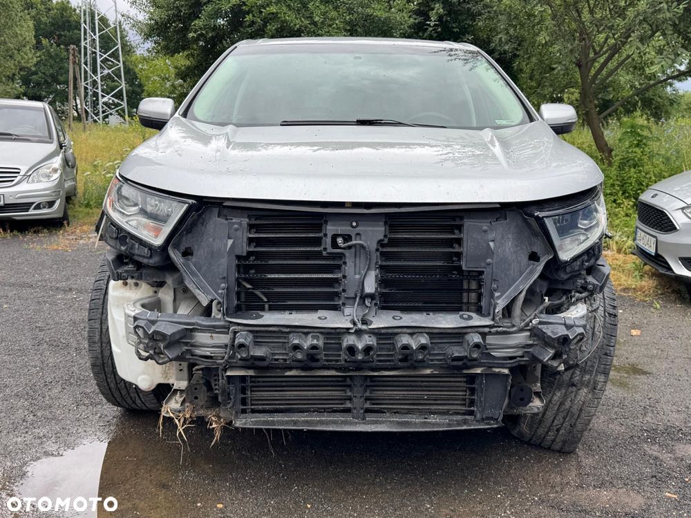 Ford Edge - 4
