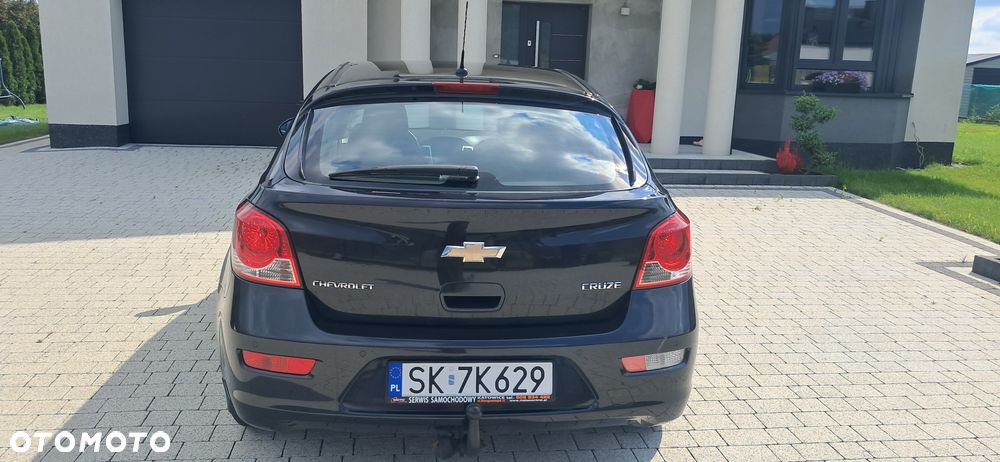 Chevrolet Cruze 1.8 LS+ - 10