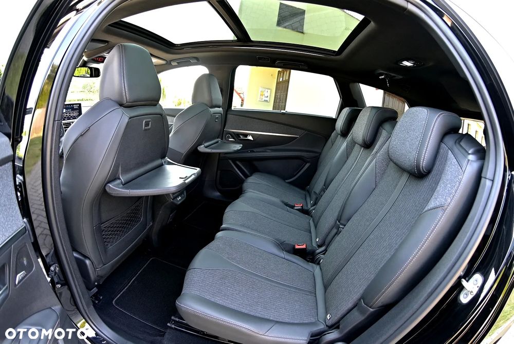 Peugeot 5008 1.6 PureTech GT Line S&S EAT8 - 24