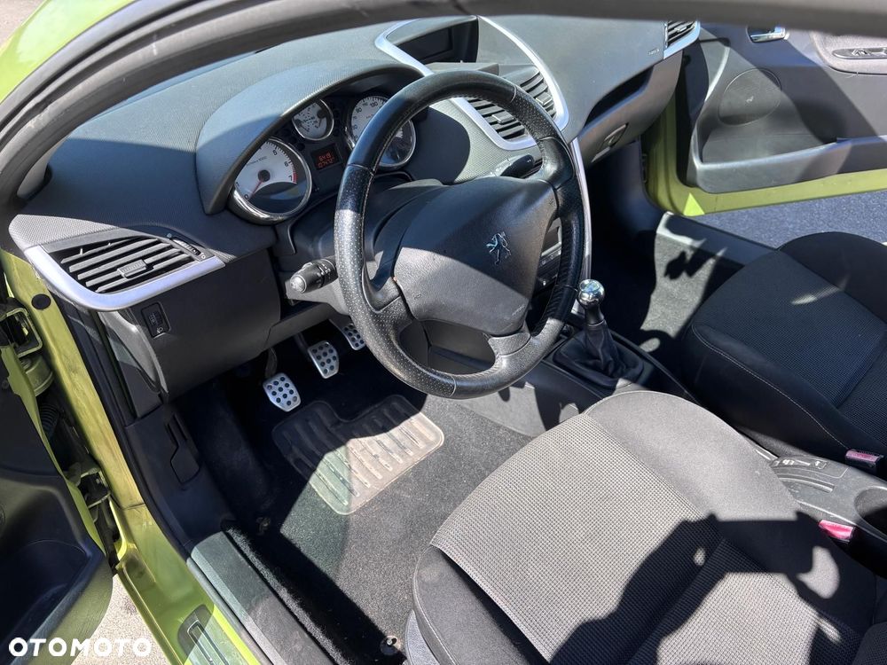 Peugeot 207 1.6 Turbo Sport - 6