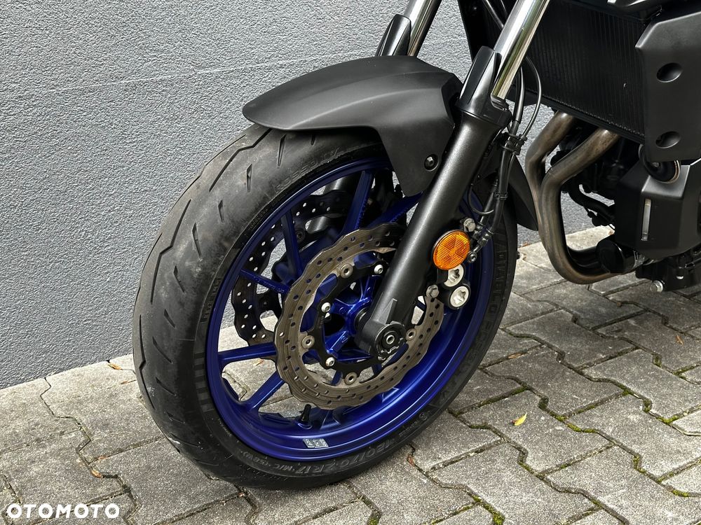 Yamaha MT - 24