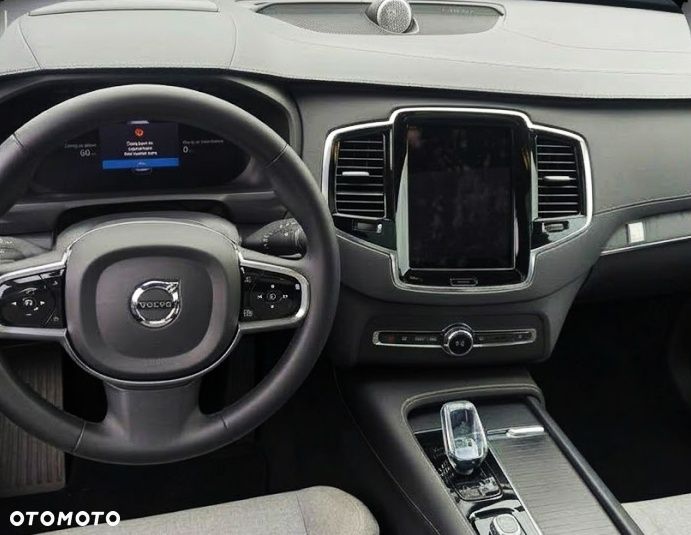 Volvo XC 90 T8 AWD Plug-In Hybrid Ultimate Dark 7os - 8