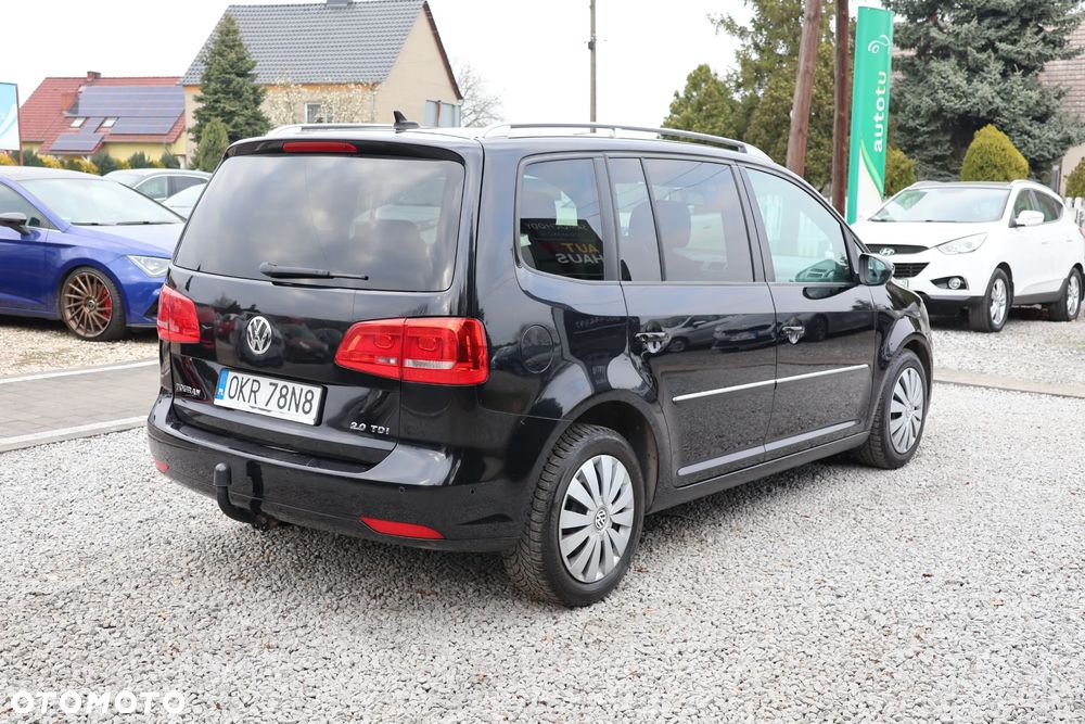 Volkswagen Touran 2.0 TDI DPF Comfortline DSG - 4