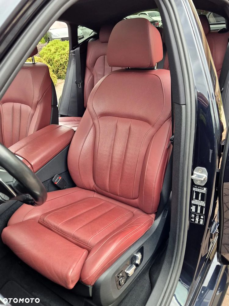 BMW X6 xDrive30d - 23