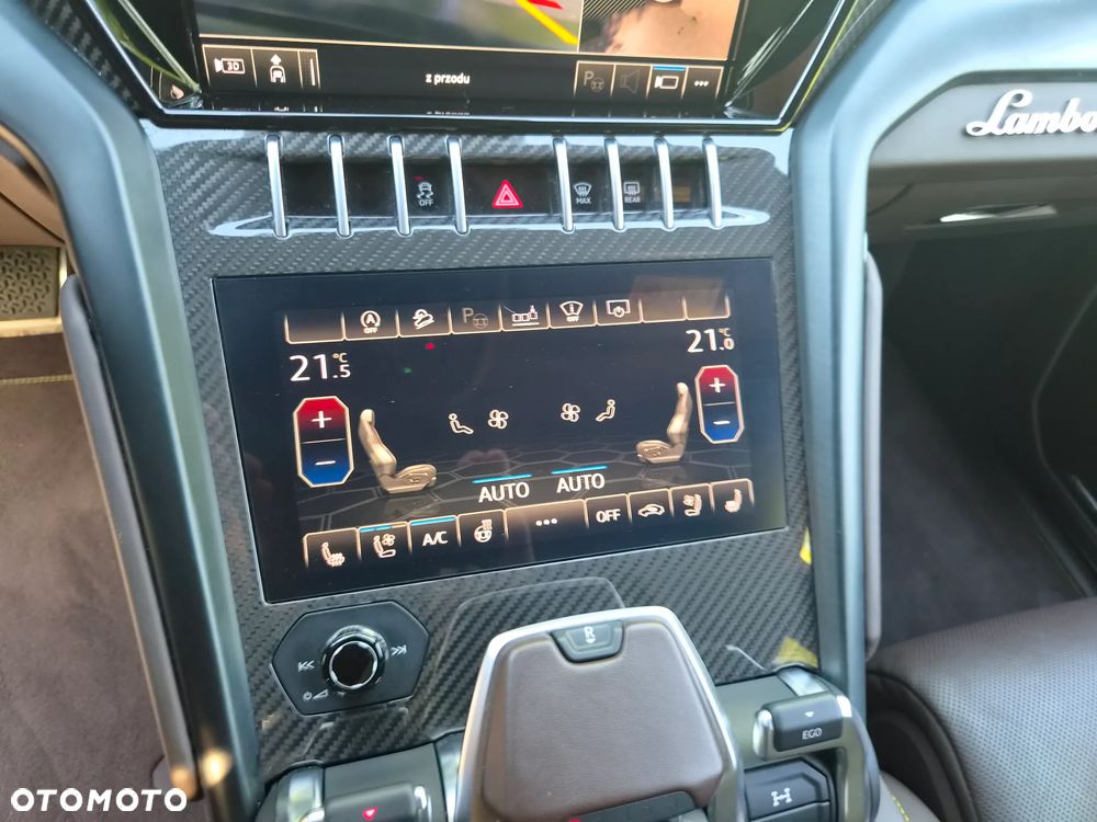 Lamborghini Urus - 18