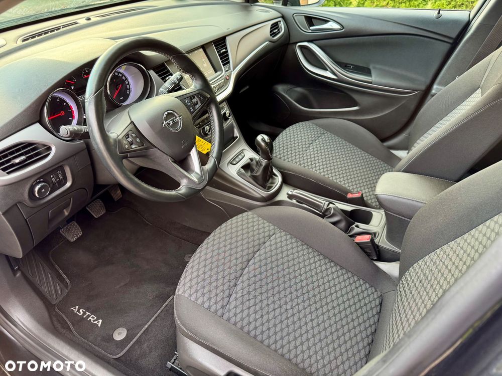 Opel Astra 1.4 Turbo Business - 14