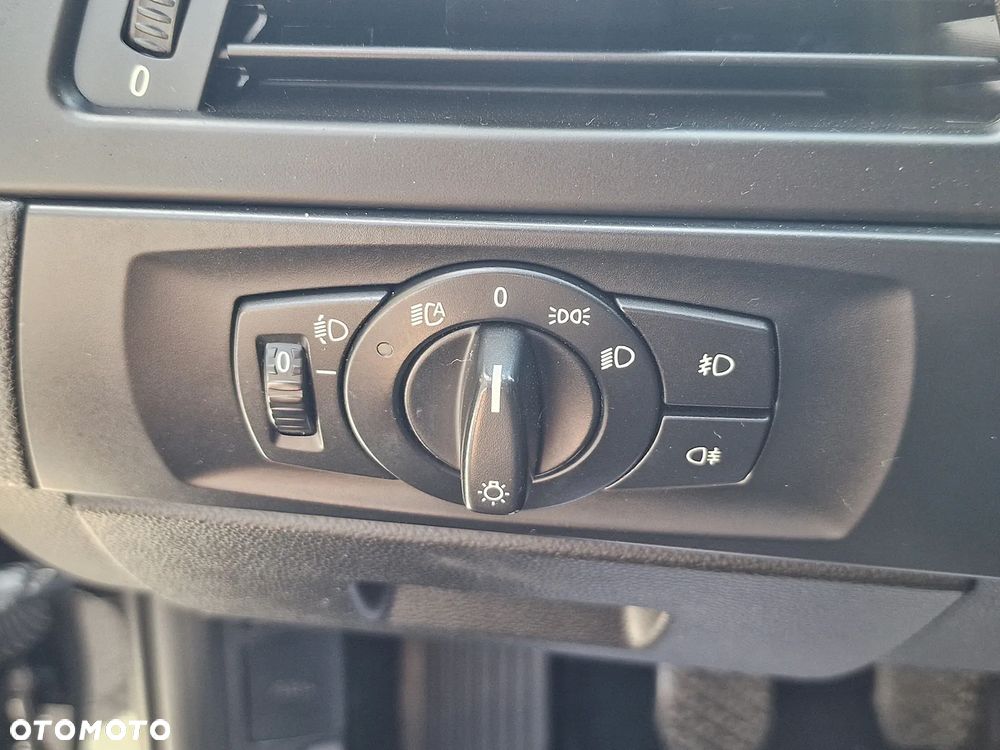BMW Seria 3 316d - 10