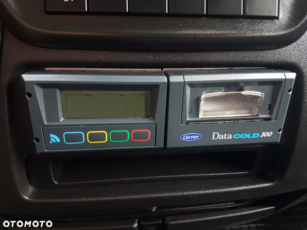Iveco DAILY 35S16 CHŁODNIA 6EP MROŹNIA IZOTERMA GRZANIE AGREGAT CARRIER XARIOS 5 ZASILANIE Z SILNIKA + ELEKTRYCZNE - 18