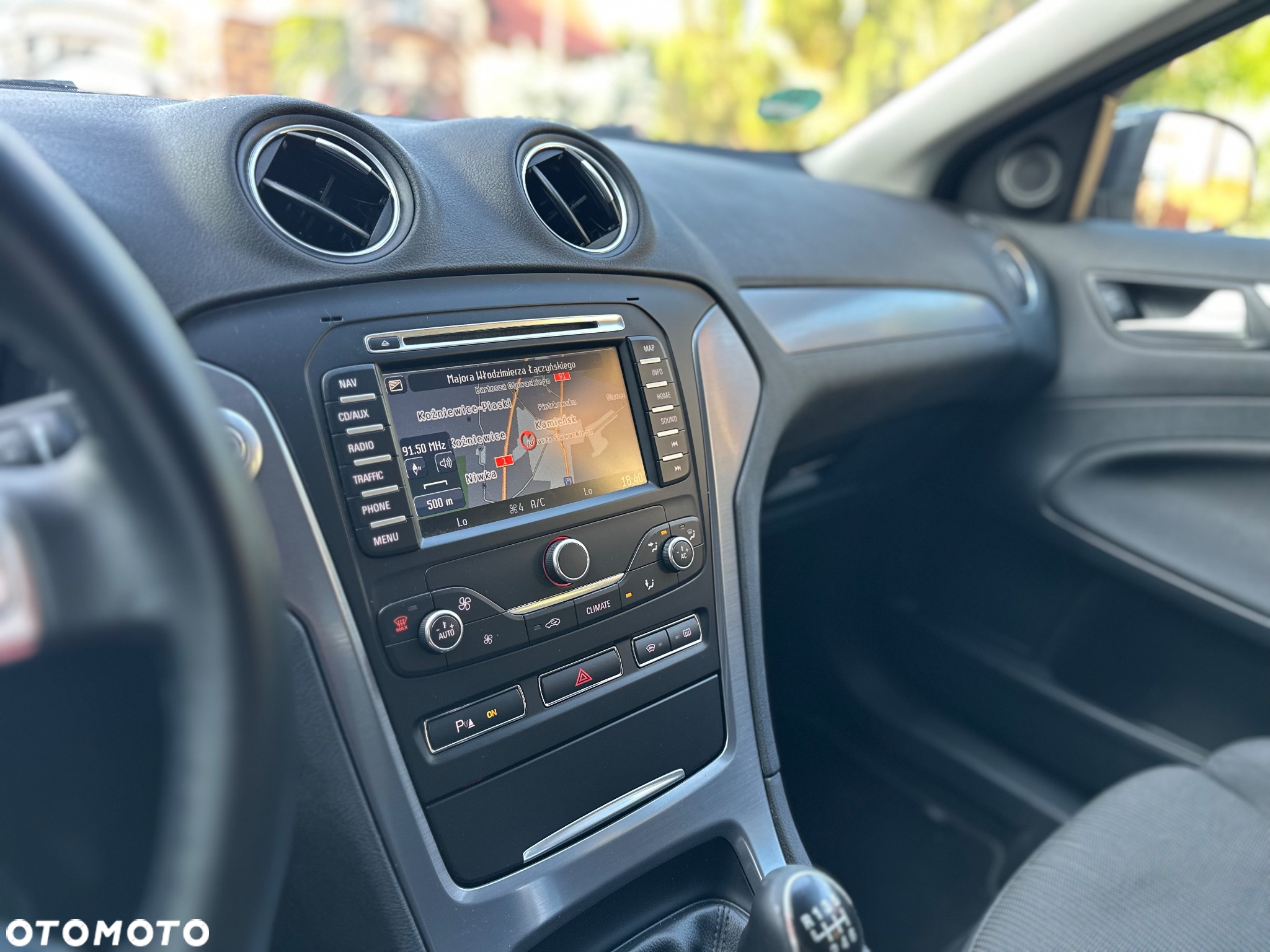 Ford Mondeo 2.0 TDCi Titanium - 23