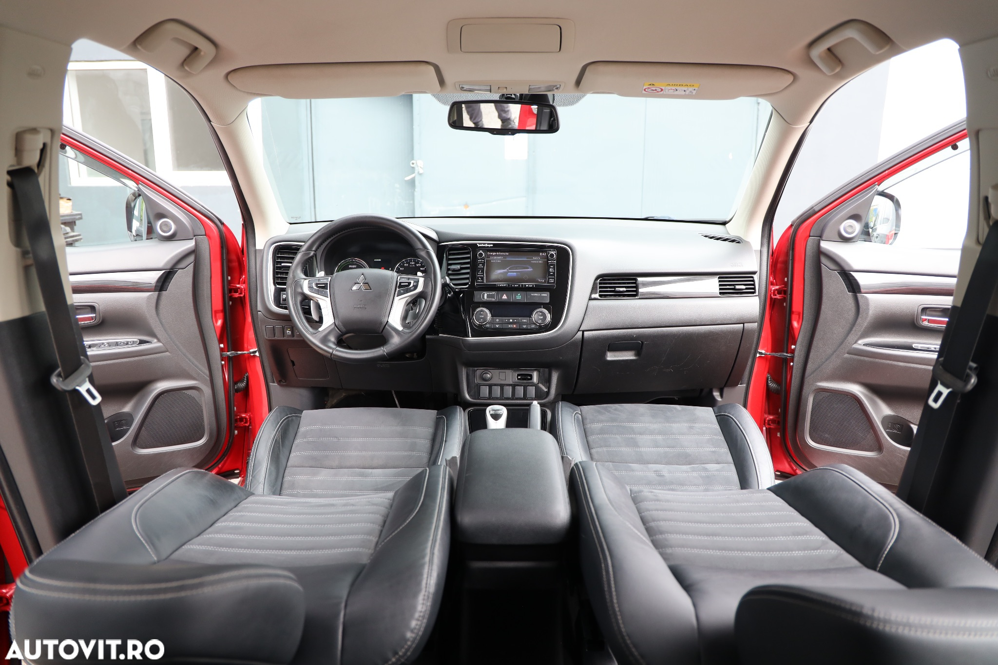 Mitsubishi Outlander 2.0 4WD Plug-In Hybrid - 15