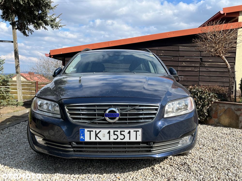 Volvo V70 D2 Black Edition - 2