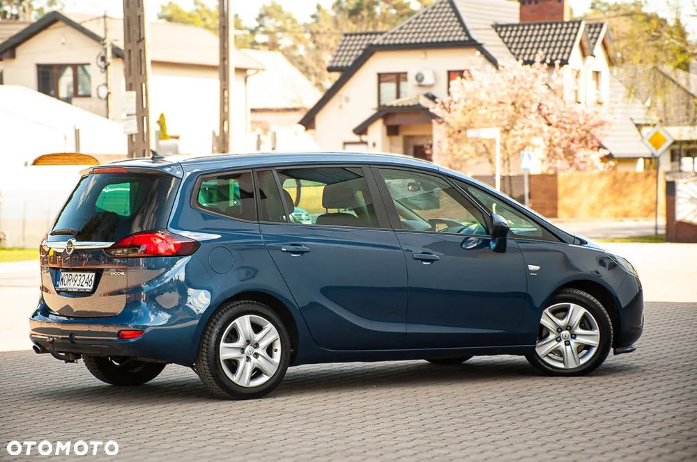 Opel Zafira 2.0 D (CDTI ecoFLEX) Start/Stop Active - 17